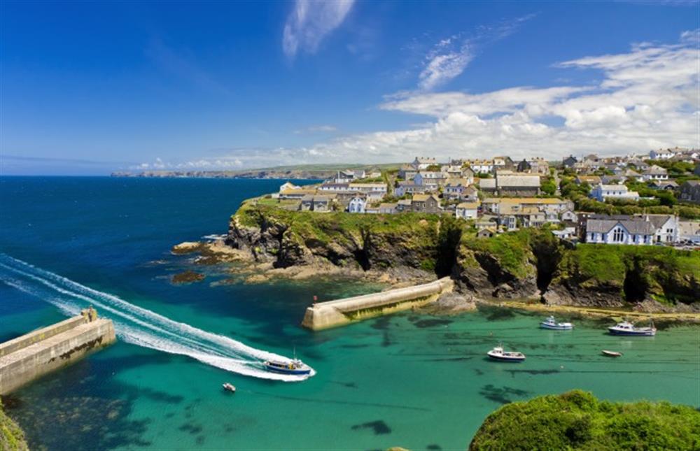 The harbour of Port Isaac at The Little Barn, Tintagel