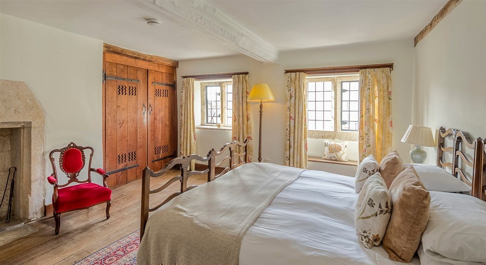 The super king-size bed at The Little Fleece in Stroud, Gloucestershire