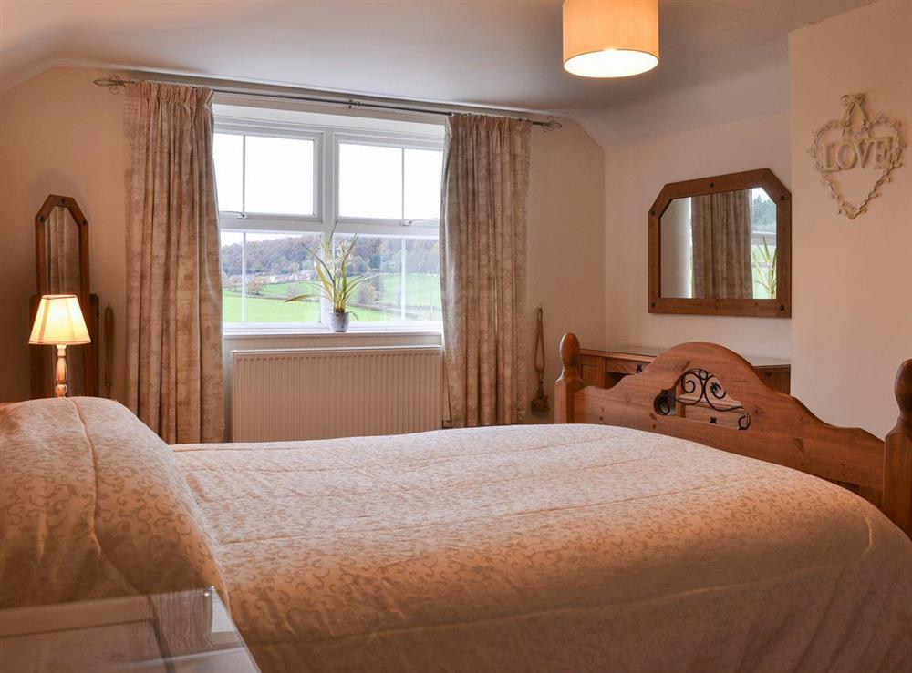 Double bedroom (photo 4) at The Little Laines in Mitcheldean, near Gloucester, Gloucestershire