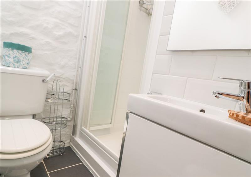 This is the bathroom at The Little Net Loft, Mousehole near Penzance