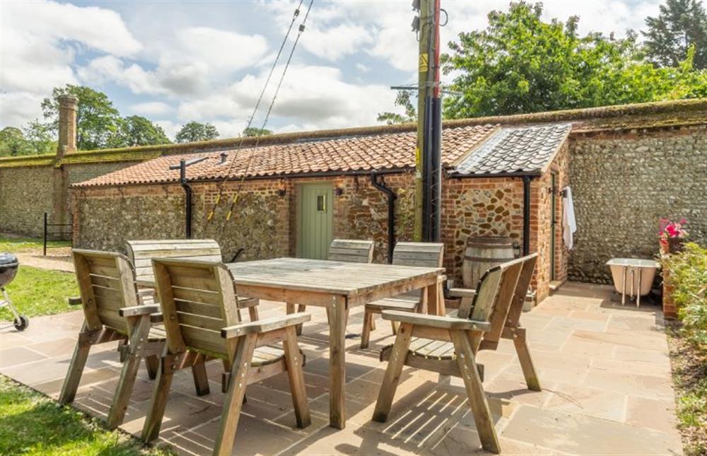 The Little Potting Shed: Dine alfresco at The Little Potting Shed, Fring near Kings Lynn