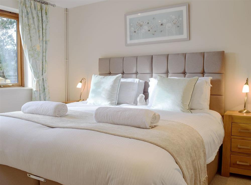 Comfortable double bedroom at The Lodge at Elmley Meadow in Elmley Castle, near Pershore, Worcestershire