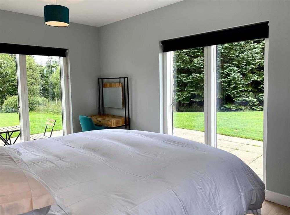 Double bedroom (photo 2) at The Lodge at Muir Estate in Callander, Stirlingshire