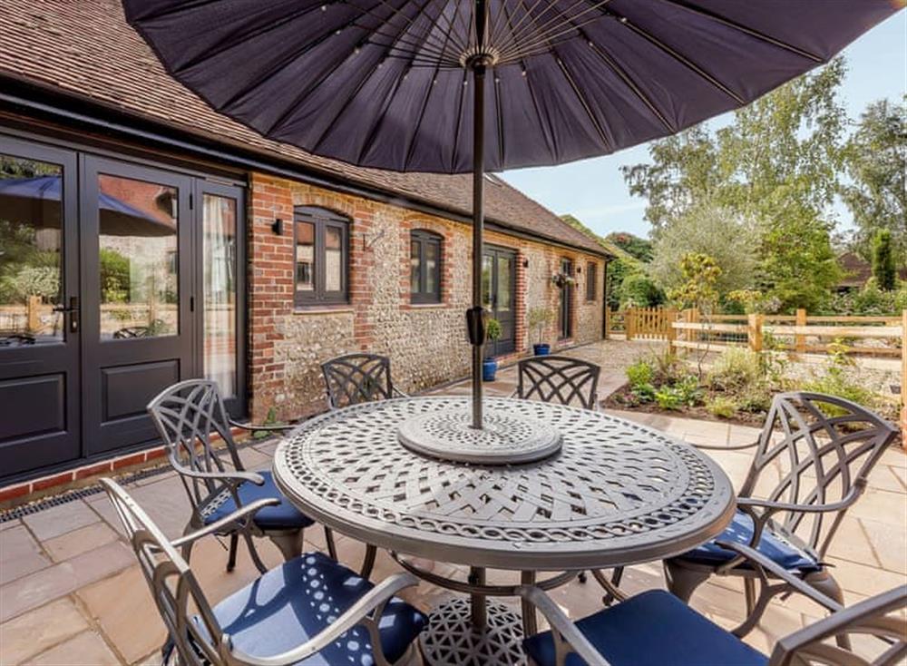 Patio at The Lodge at Oldbury Barns in Chichester, England