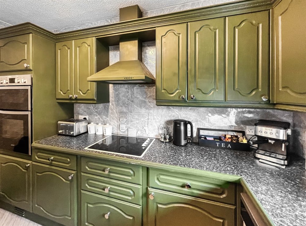 Kitchen (photo 2) at The Lodge at Winchelsea in Winchelsea, East Sussex