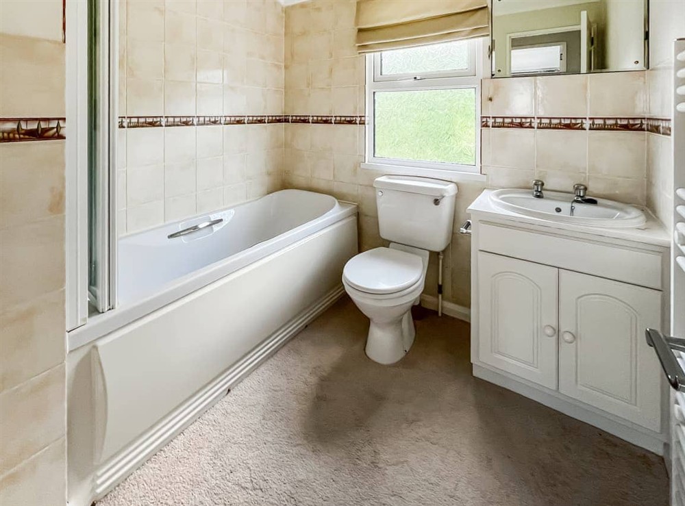 Bathroom at The Lodge in Hogsthorpe, Lincolnshire