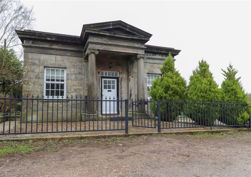 Outside The Lodge House (photo 2) at The Lodge House, Dolphinholme near Galgate