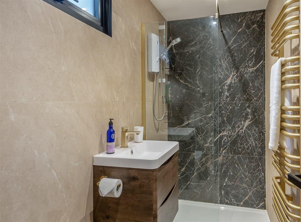 Bathroom at The Lodge in the Woods in Raithby, Lincolnshire