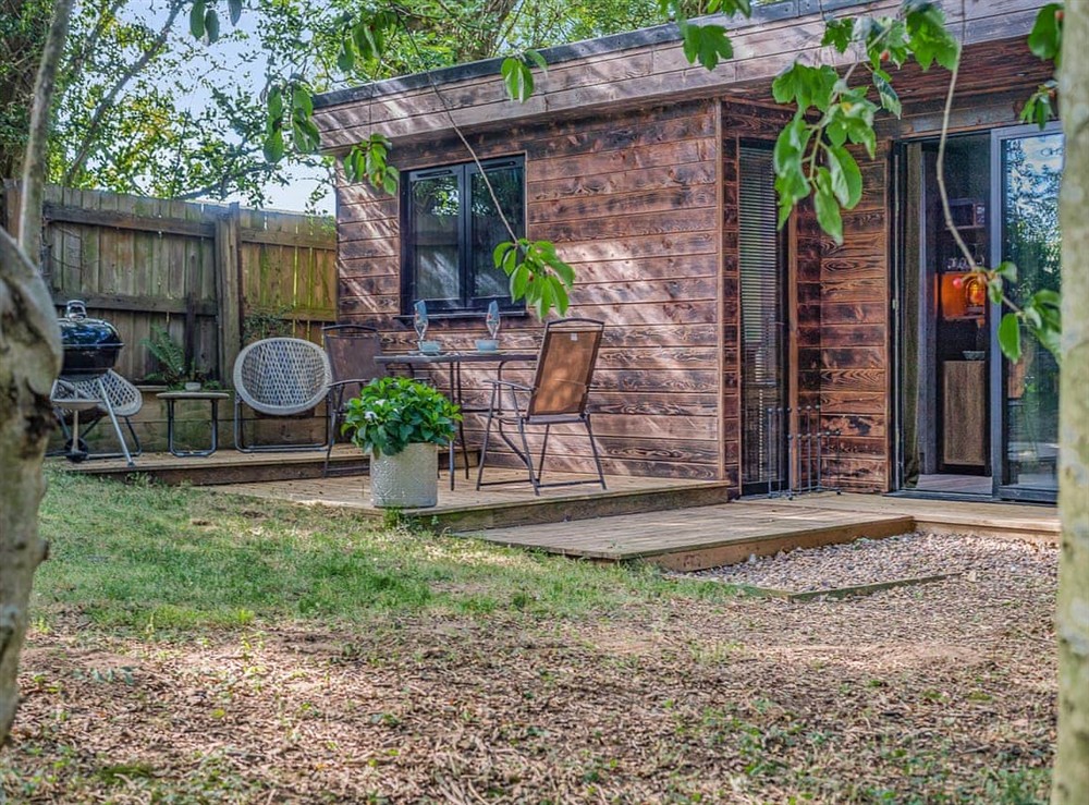 Exterior (photo 2) at The Lodge in the Woods in Raithby, Lincolnshire