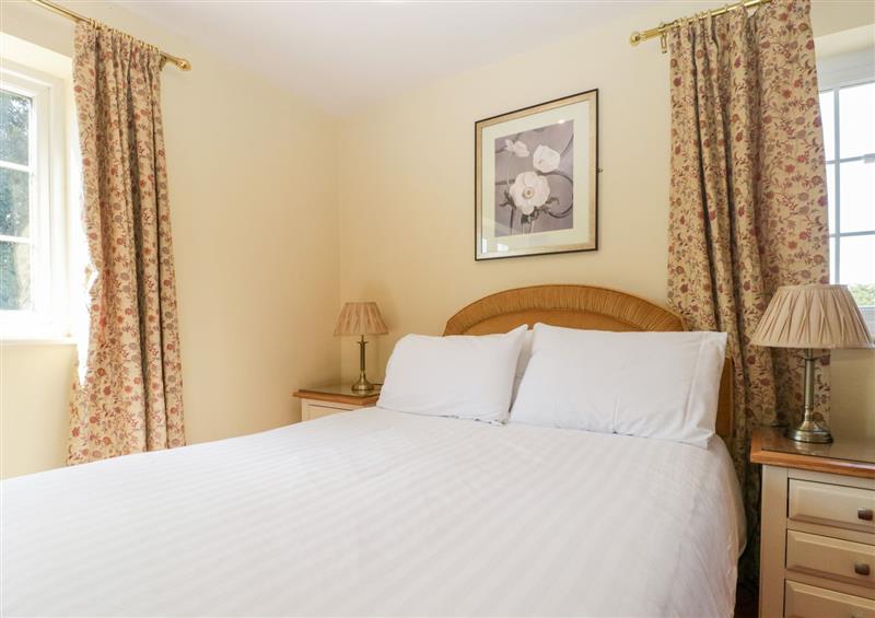 The Lodge in Lympsham, Avon sleeps 6