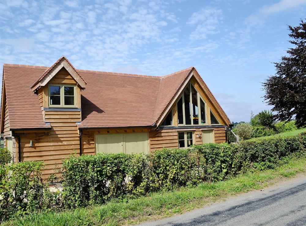 Delightful first floor holiday apartment at The Lodge in Sandley, near Shaftesbury, Dorset