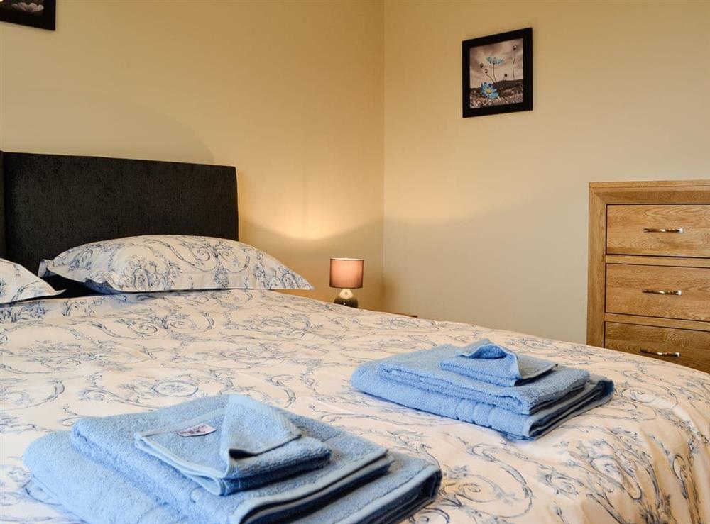 Double bedroom at Bluebell Lodge, 