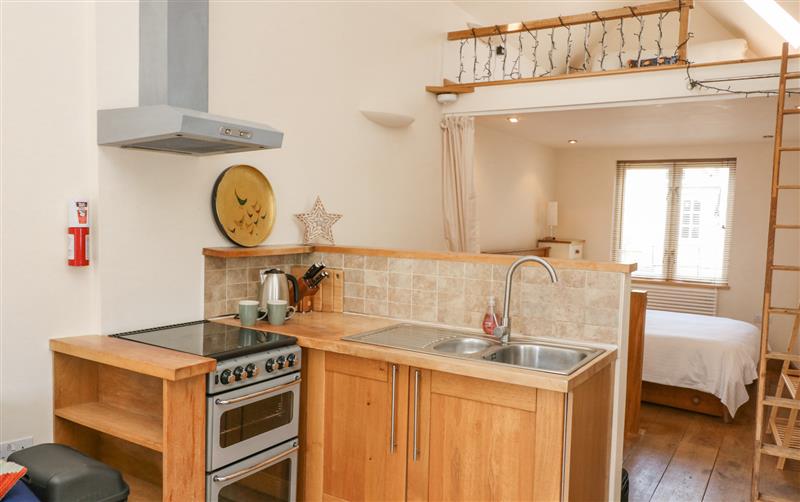 The kitchen at The Loft Cottage, Totnes