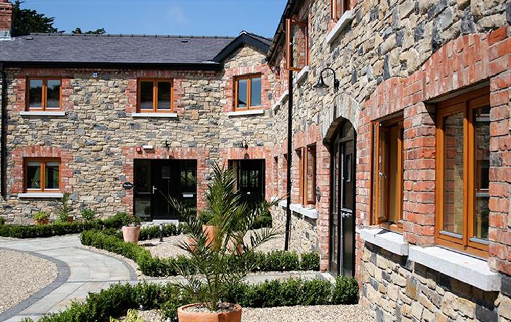 Garden with barbecue area and boules alley with stunning views at The Loft (Ireland), Navan