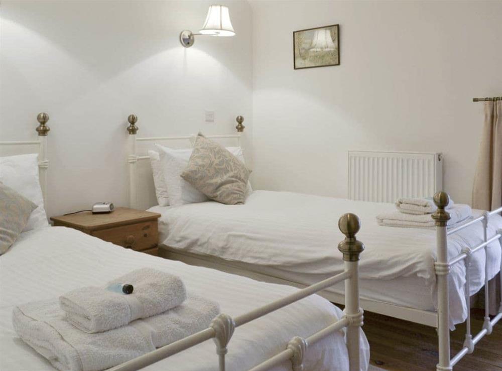 Light and airy twin bedroom at The Loft in North Willingham, Market Rasen, Lincolnshire