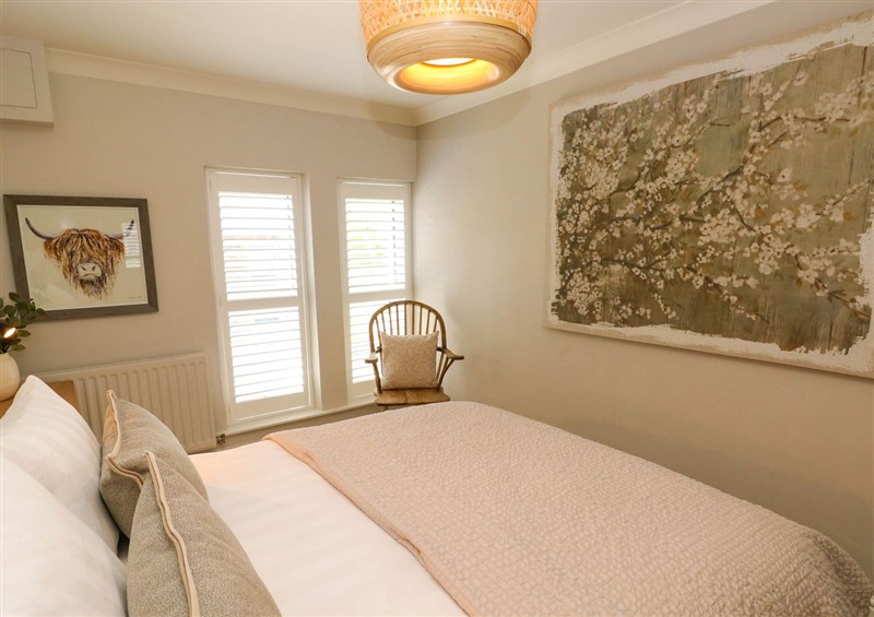A bedroom in The Loft (photo 3) at The Loft, Ystradgynlais