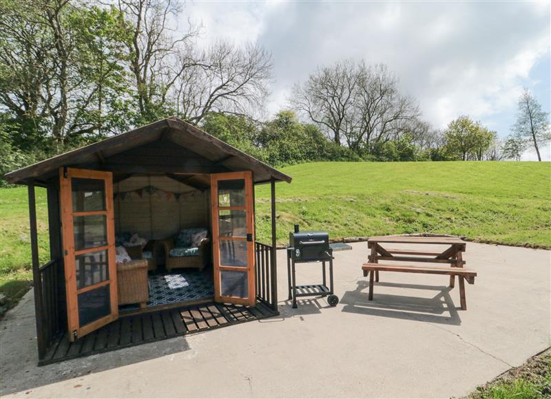 The setting of The Log Cabin at Irton Manor