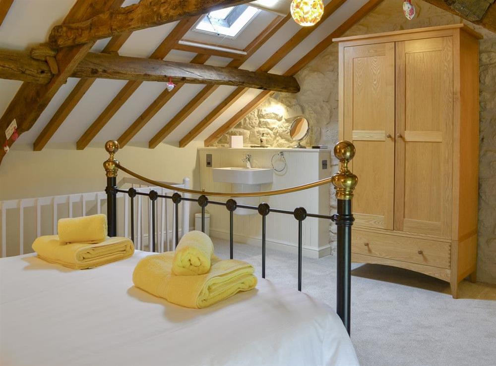 Double bedroom (photo 6) at The Long House in Little Barugh, North Yorkshire