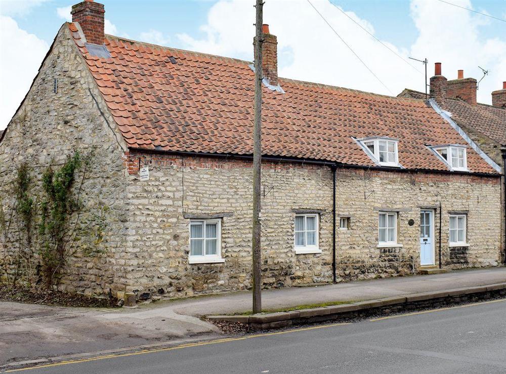 The Long House in Pickering, North Yorkshire sleeps 7