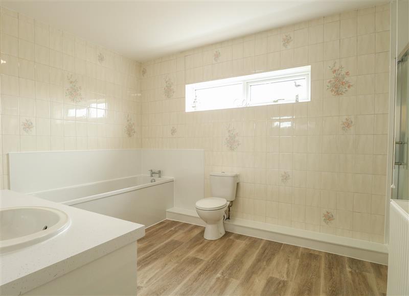 Bathroom at The Look Out, Sea Palling
