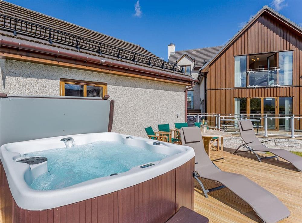 Hot tub at The Lookout in Aviemore, Highlands, Inverness-Shire