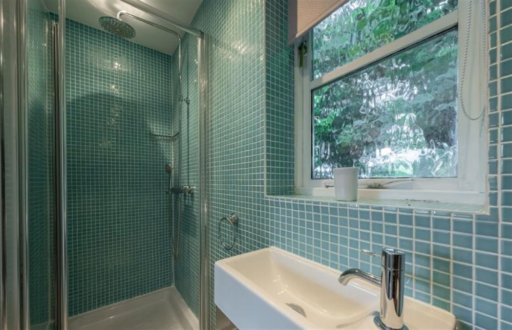 Ground floor: En-suite shower room at The Lookout, Salthouse near Holt