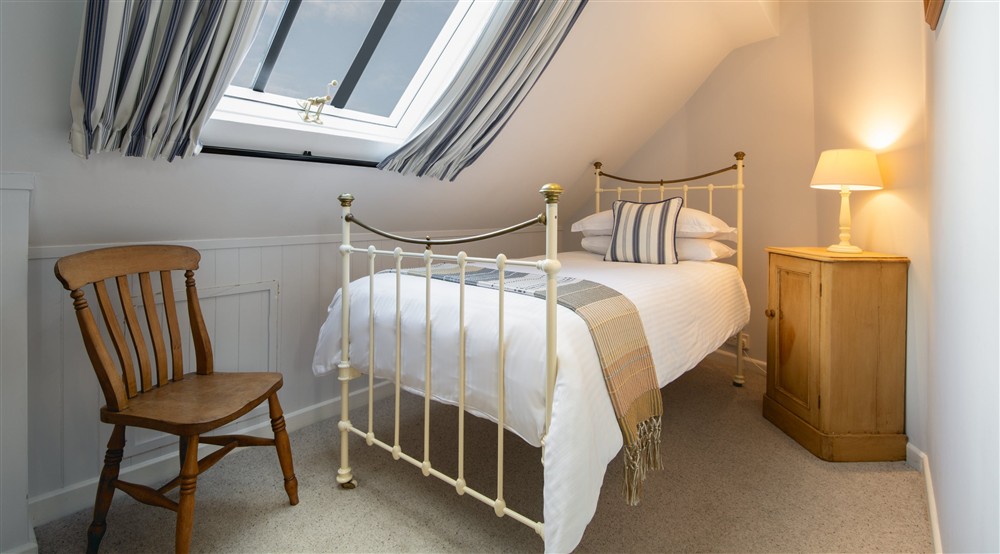 The single bedroom at The Lugger in Boscastle, Cornwall