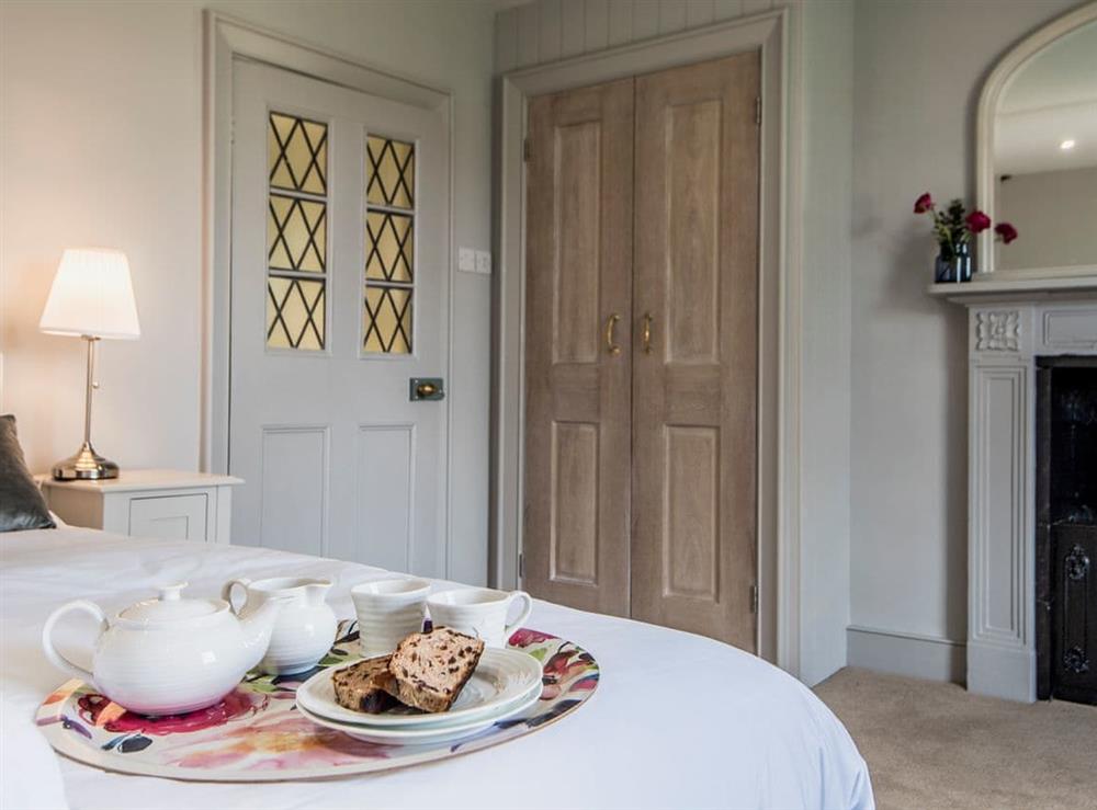 Serene double bedroom with en-suite (photo 2) at The Manor House in Syderstone, near Fakenham, Norfolk