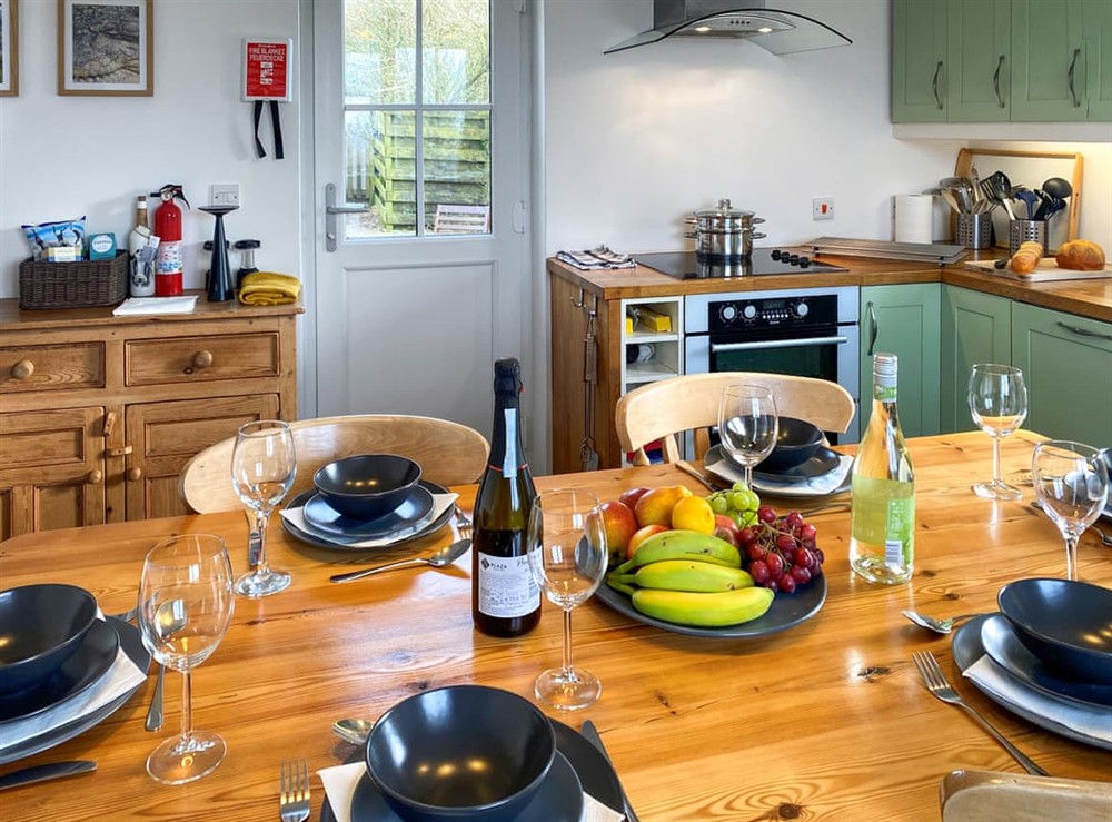 Kitchen/diner at The Milking Parlour in St Ives, Cornwall