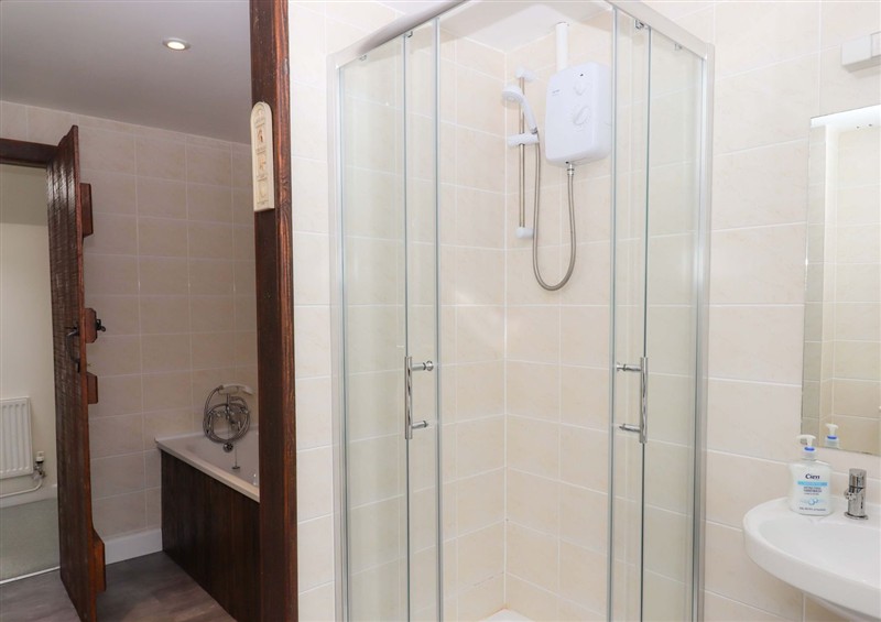 The bathroom (photo 4) at The Milking Shippon at Thorne, Langtree near Great Torrington