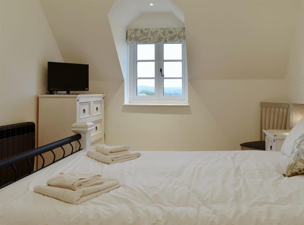 Double bedroom (photo 5) at The New Inn Barn, 