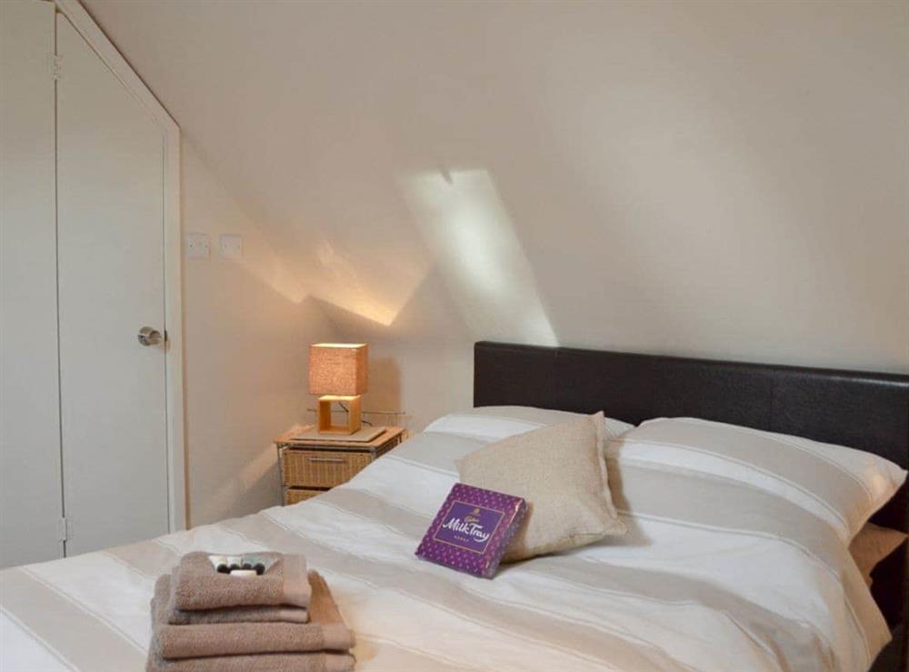 Cosy double bedroom at The Nook in Westfield, near Battle, East Sussex