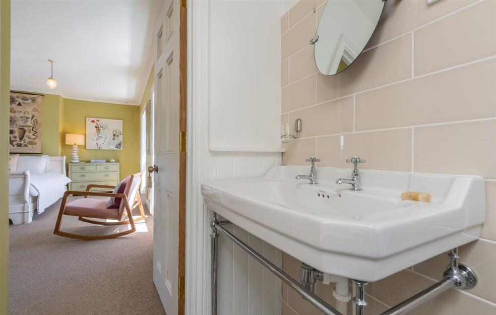 En-suite bathroom for bedroom five at The Normans, Wells-next-the-Sea