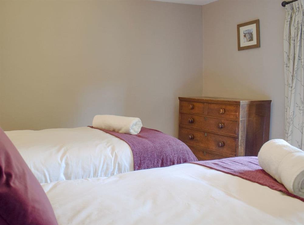 Twin bedroom (photo 3) at The Oak in Newchurch, near Hay-on-Wye, Powys