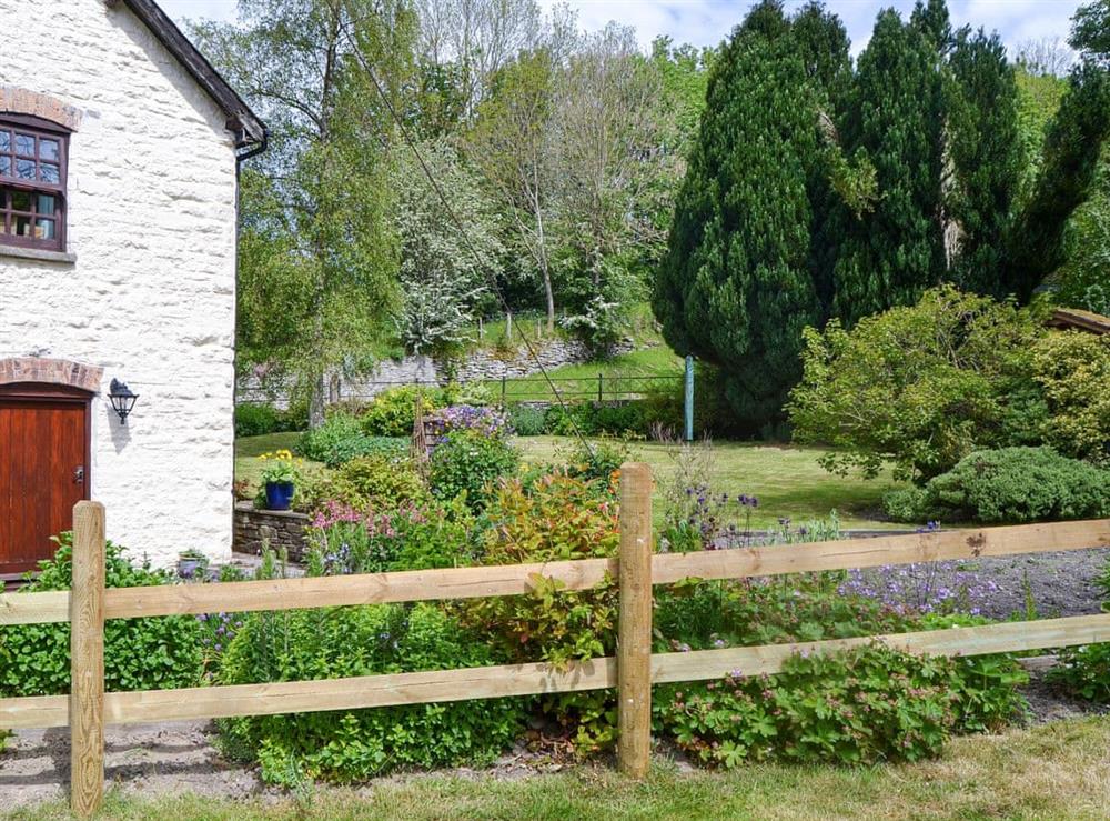 Wonderful garden area at The Oak in Newchurch, near Hay-on-Wye, Powys
