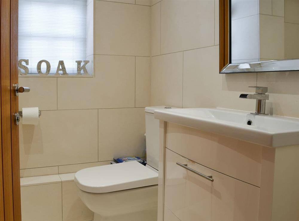 Bathroom at The Oakleys in Porthmadog, Gwynedd