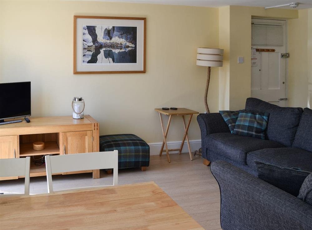 Open plan living space (photo 2) at The Oakleys in Porthmadog, Gwynedd