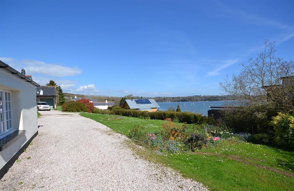 The driveway at The Old Bakehouse, Dittisham