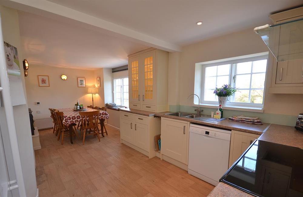 The spacious dining kitchen at The Old Bakehouse, Dittisham
