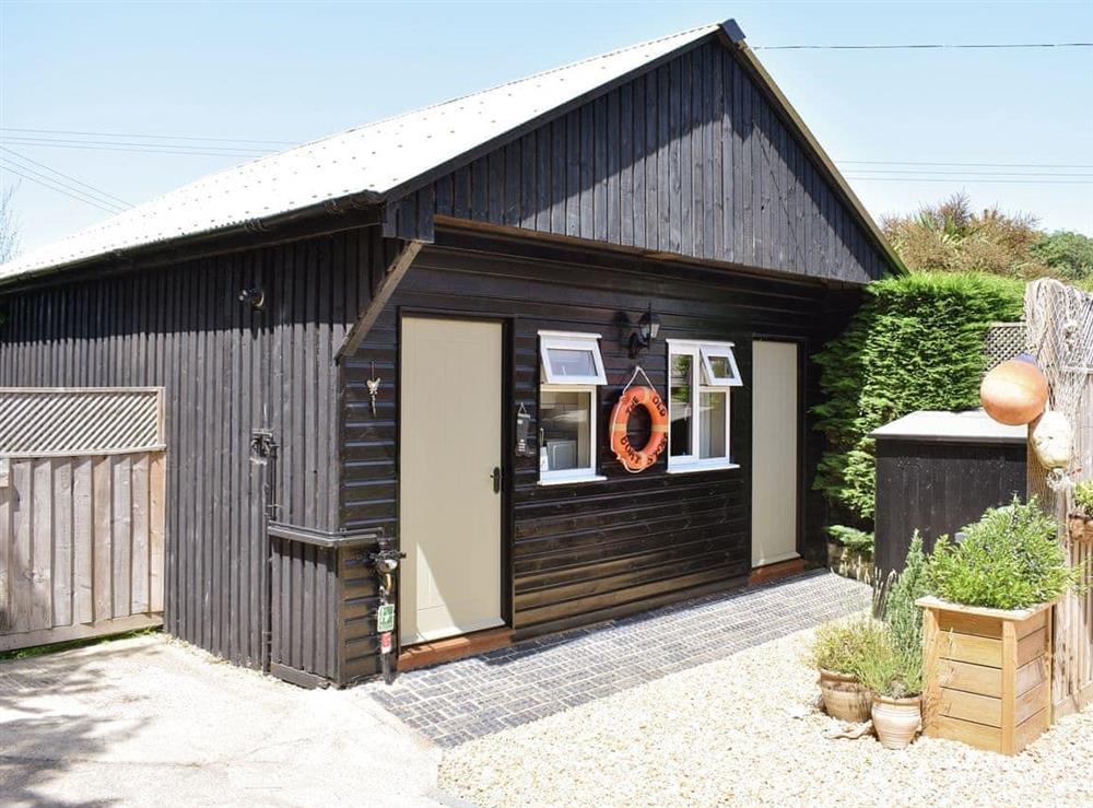 Attractive holiday home at The Old Boat Store in Totland, near Freshwater, Isle of Wight
