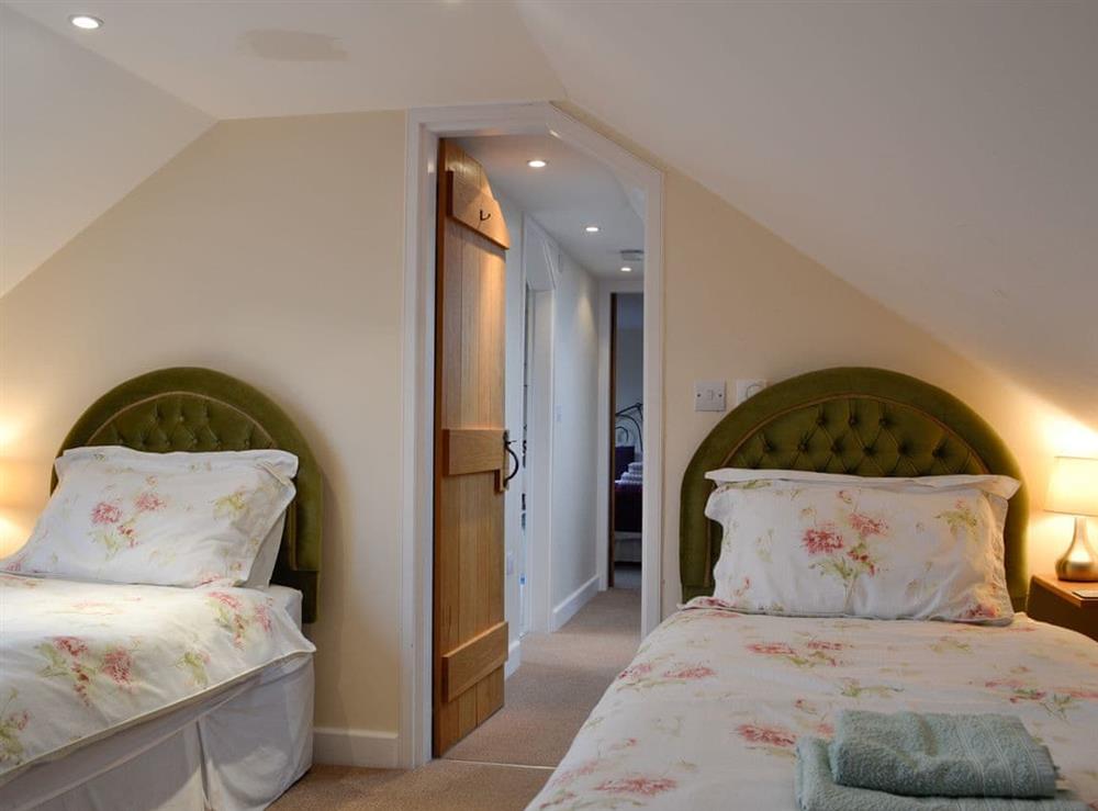 Twin bedroom at The Old Byre in Middleton, near Swansea, Glamorgan, West Glamorgan