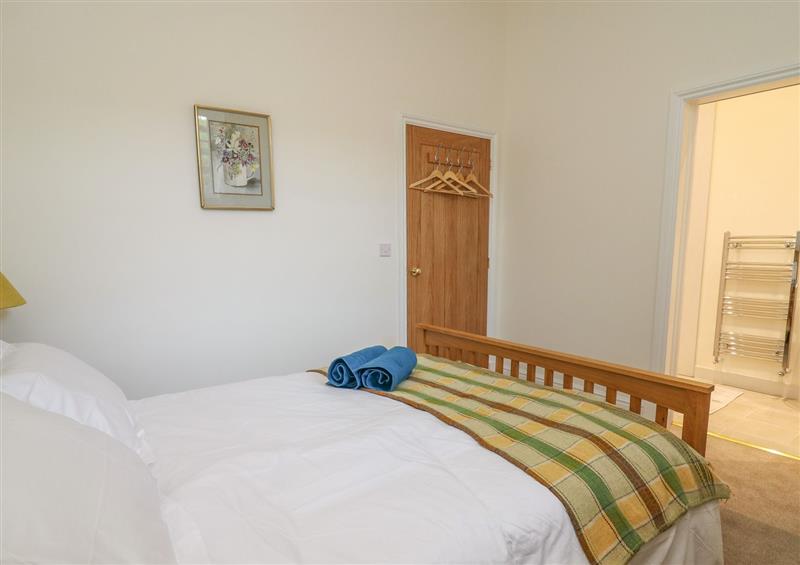 One of the 5 bedrooms (photo 2) at The Old Carriage Court, Kidwelly