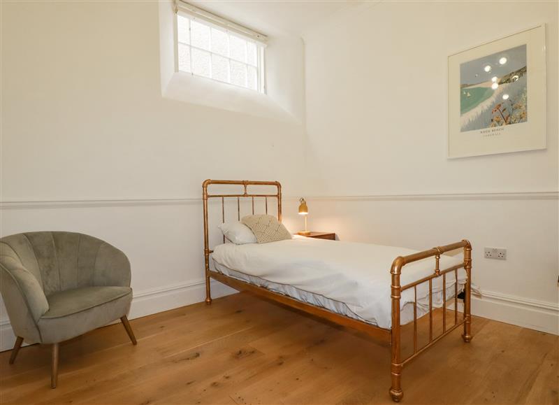 A bedroom in The Old Chapel (photo 3) at The Old Chapel, St Columb Minor