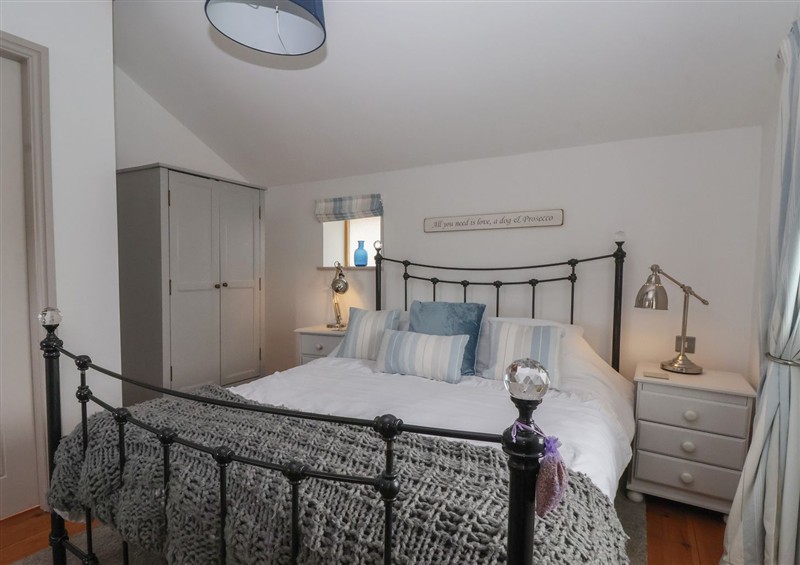 One of the 2 bedrooms at The Old Coach House at The Vicarage, Mappleton near Hornsea