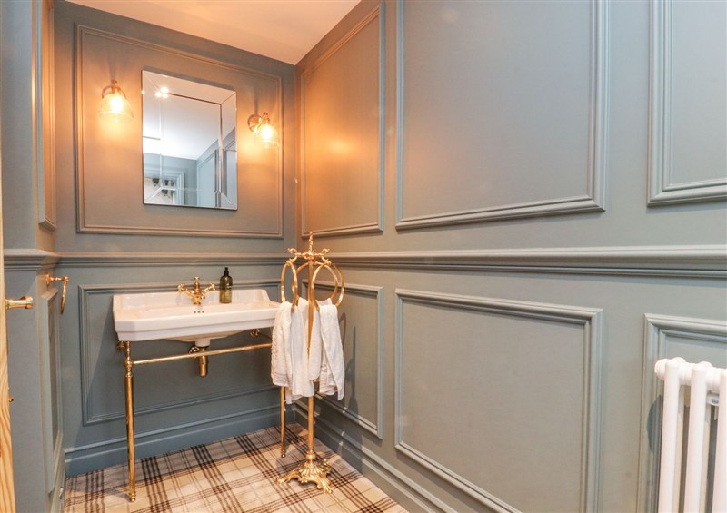 Bathroom at The Old Coach House, Bilsborrow