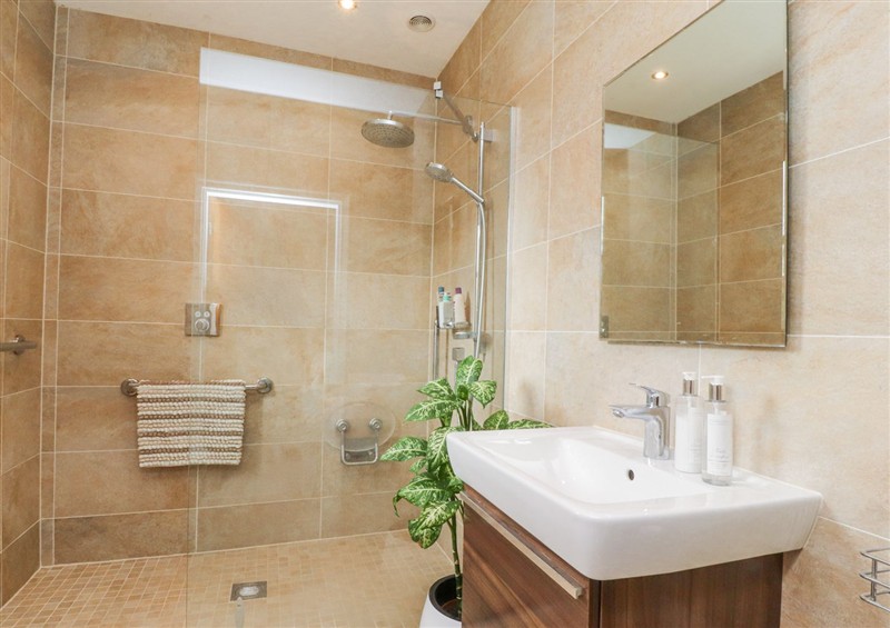 The bathroom (photo 3) at The Old Coach House, Bilsborrow