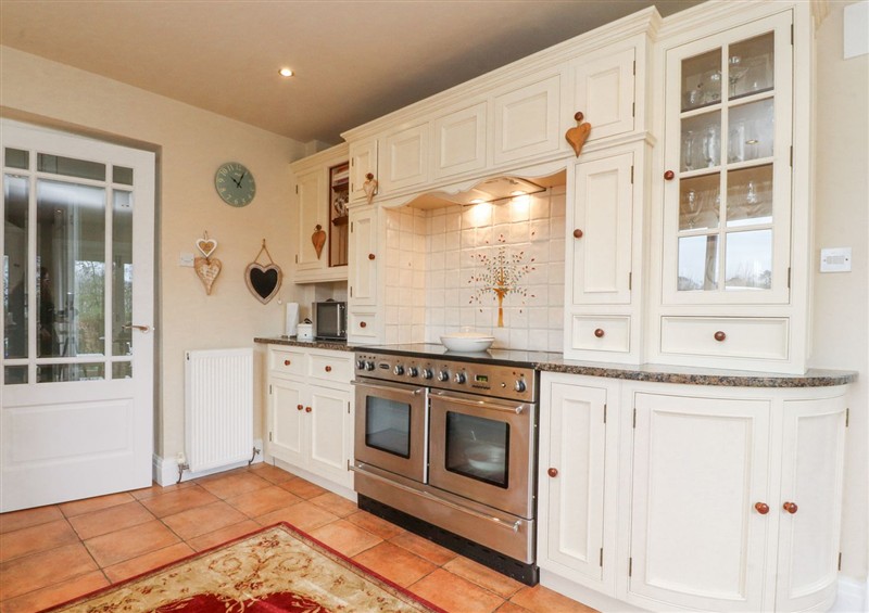This is the kitchen (photo 2) at The Old Coach House, Bilsborrow