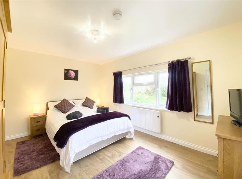 Double bedroom at The Old Cook House in Winchester, Hampshire