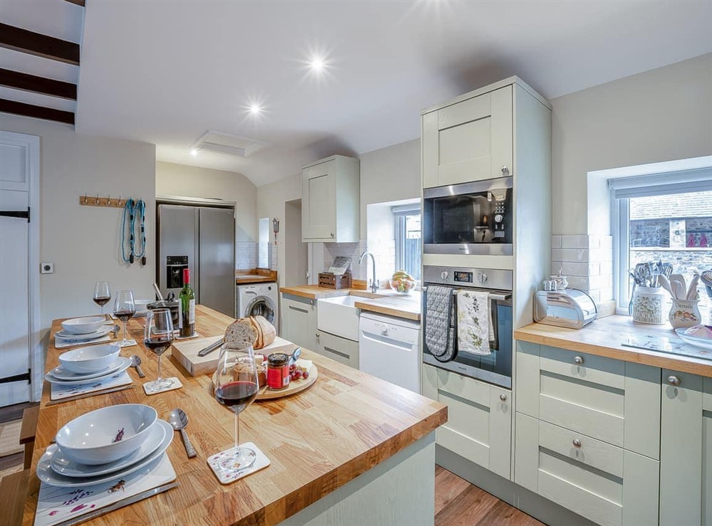 Kitchen/diner (photo 2) at The Old Cottage in Beadnell, Northumberland