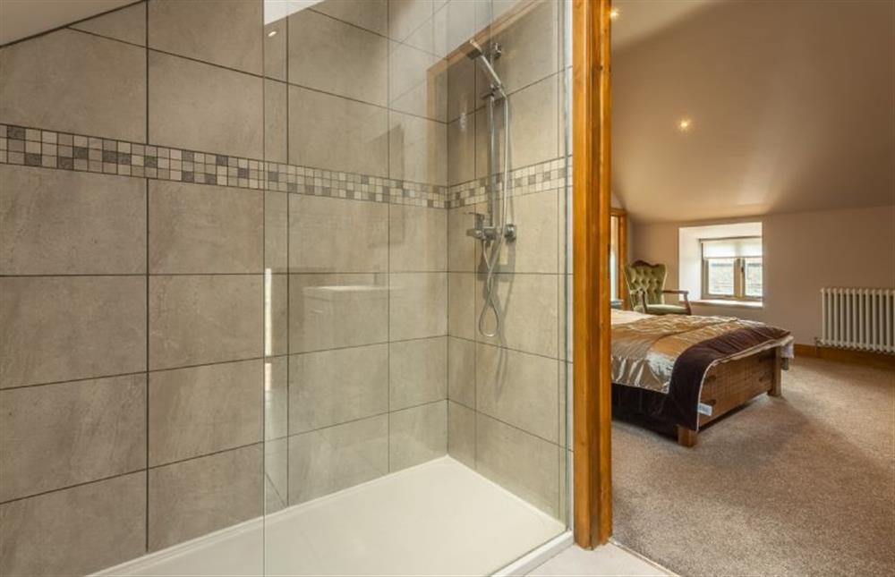 First floor: Master bedroomfts en-suite shower at The Old English Barn and Cart Shed, Paston near North Walsham